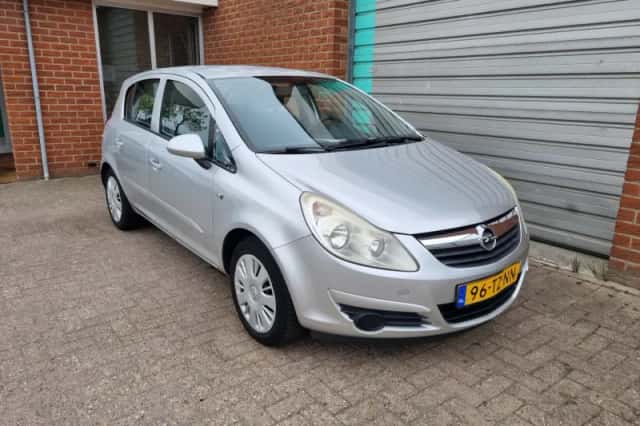 Opel Corsa (2007) thumbnail 2