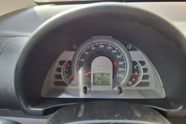 Volkswagen Fox (2009) thumbnail 6