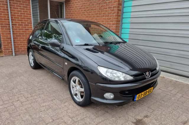 Peugeot 206 (2007) thumbnail 2