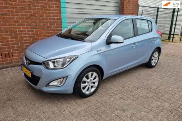 Hyundai i20 (2014) thumbnail 1