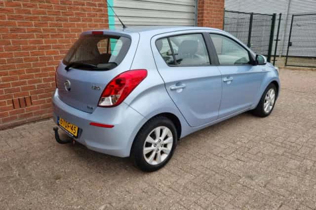 Hyundai i20 (2014) thumbnail 4