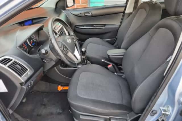 Hyundai i20 (2014) thumbnail 5