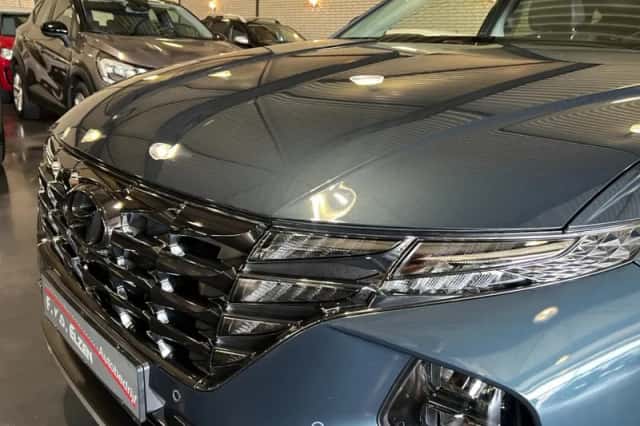 Hyundai Tucson (2023) thumbnail 3