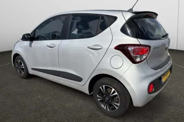 Hyundai i10 (2018) thumbnail 3