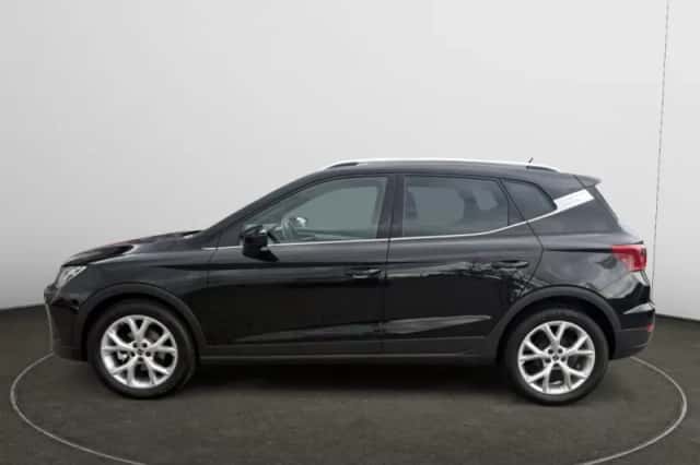SEAT Arona (2025) thumbnail 2