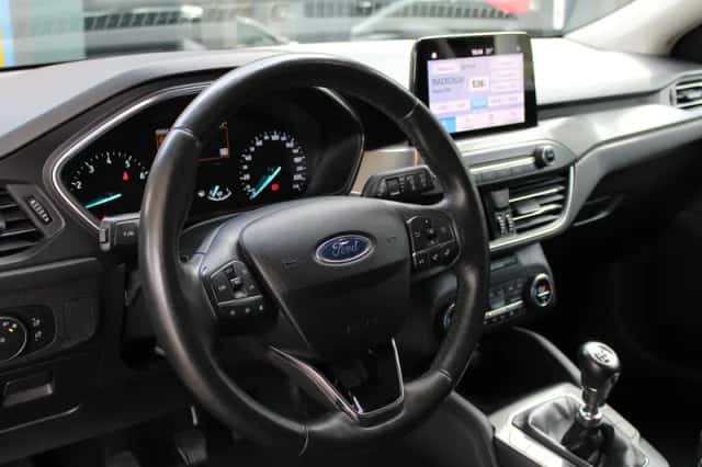 Ford Focus (2019) thumbnail 4