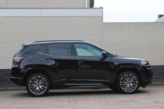 Jeep Compass (2026) thumbnail 2