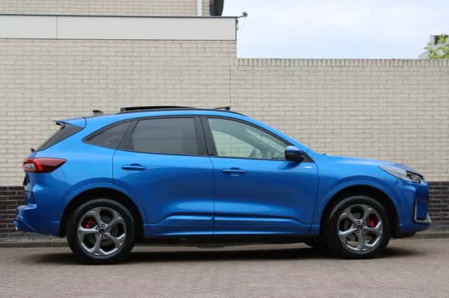 Ford Kuga (2026) thumbnail 2