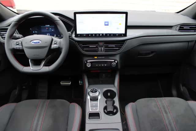 Ford Kuga (2026) thumbnail 5