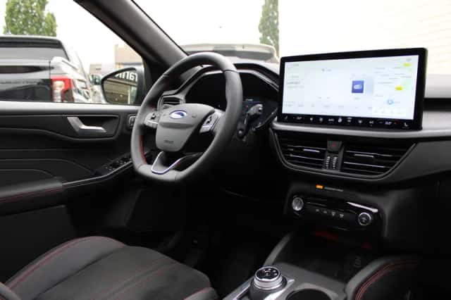 Ford Kuga (2026) thumbnail 6