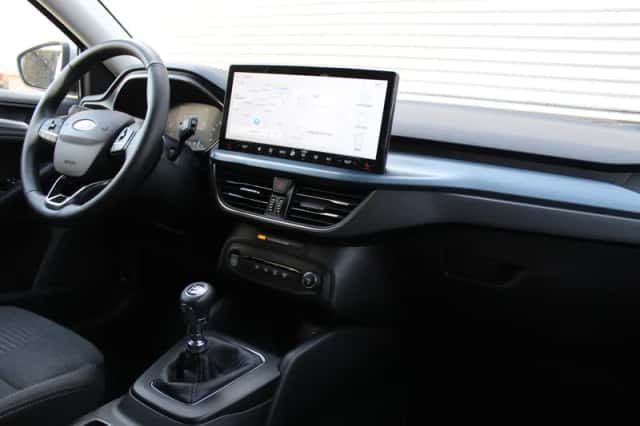Ford Focus (2024) thumbnail 6