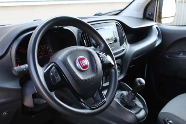 Fiat Doblò (2018) thumbnail 4