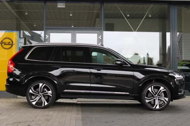 Volvo XC90 (2026) thumbnail 2
