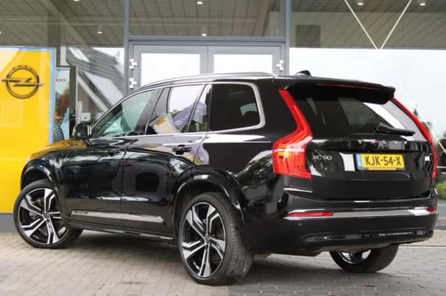 Volvo XC90 (2026) thumbnail 3