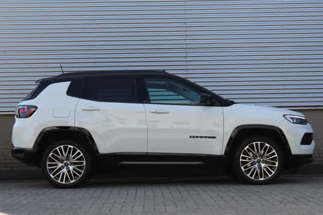 Jeep Compass (2026) thumbnail 2