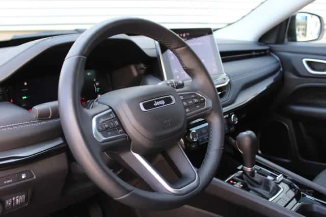 Jeep Compass (2026) thumbnail 4