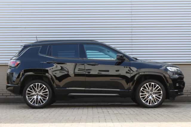 Jeep Compass (2026) thumbnail 2