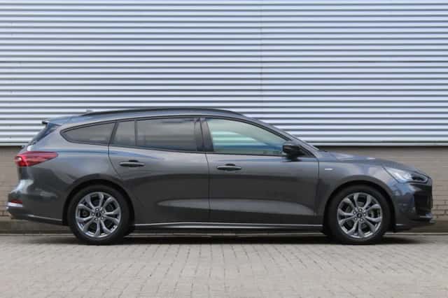 Ford Focus (2024) thumbnail 2