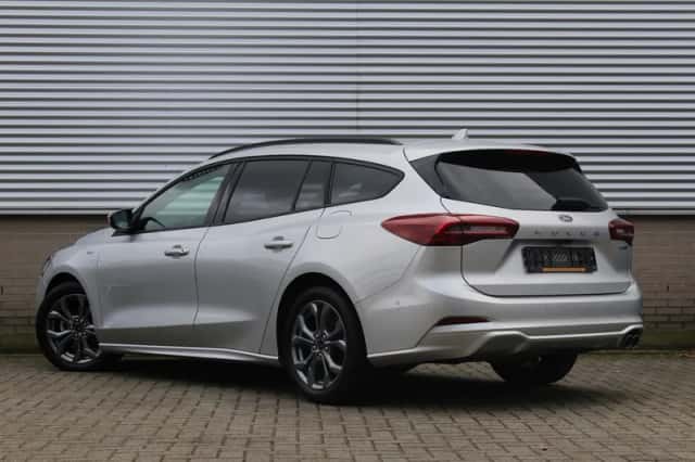 Ford Focus (2026) thumbnail 3