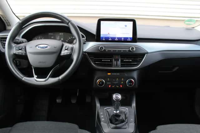 Ford Focus (2020) thumbnail 5