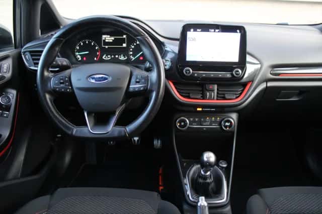 Ford Fiesta (2018) thumbnail 5