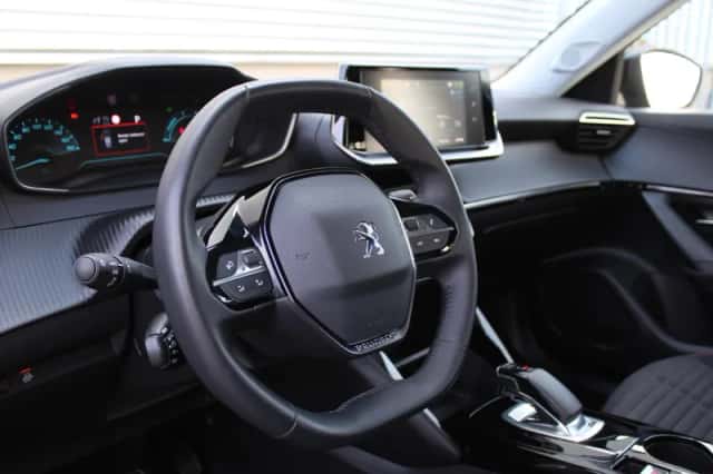 Peugeot e-2008 (2026) thumbnail 4