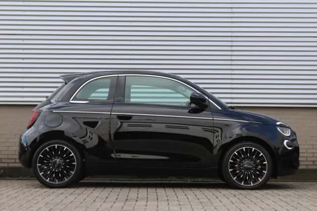Fiat 500e (2026) thumbnail 2