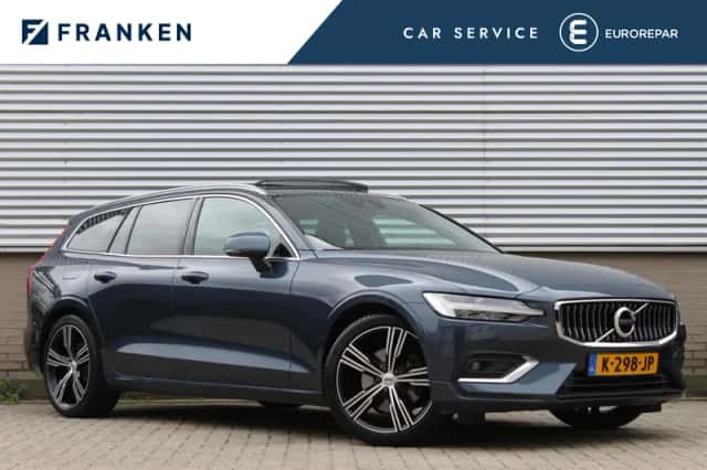 Volvo V60 (2021) thumbnail 1