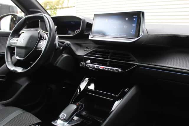 Peugeot 208 (2020) thumbnail 6