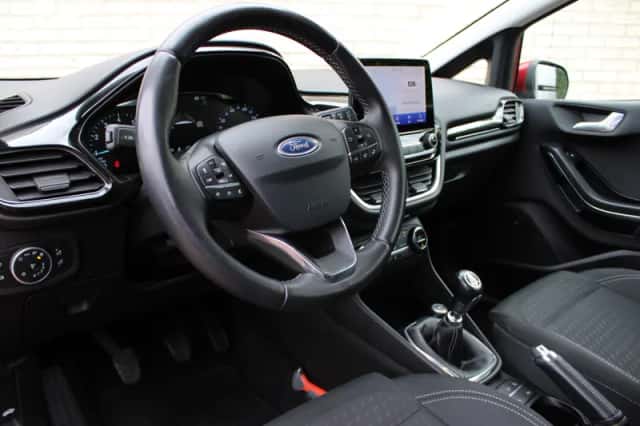Ford Fiesta (2019) thumbnail 4