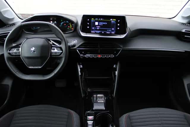 Peugeot e-208 (2026) thumbnail 5