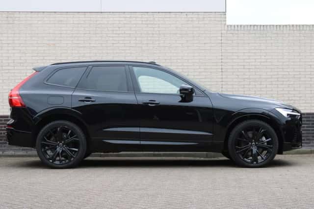 Volvo XC60 (2024) thumbnail 2