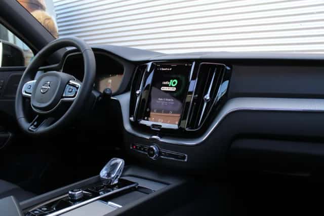 Volvo XC60 (2024) thumbnail 6