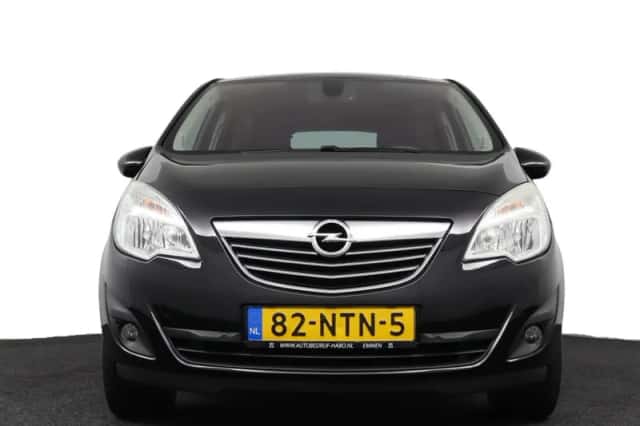 Opel Meriva (2010) thumbnail 3