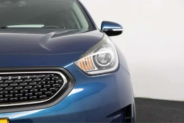 Kia Niro (2019) thumbnail 2