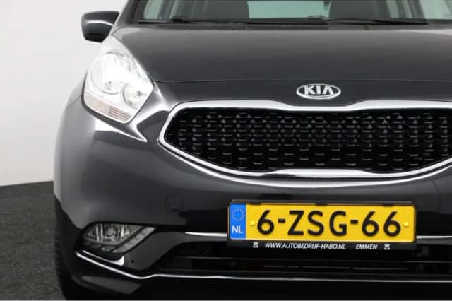 Kia Venga (2015) thumbnail 6