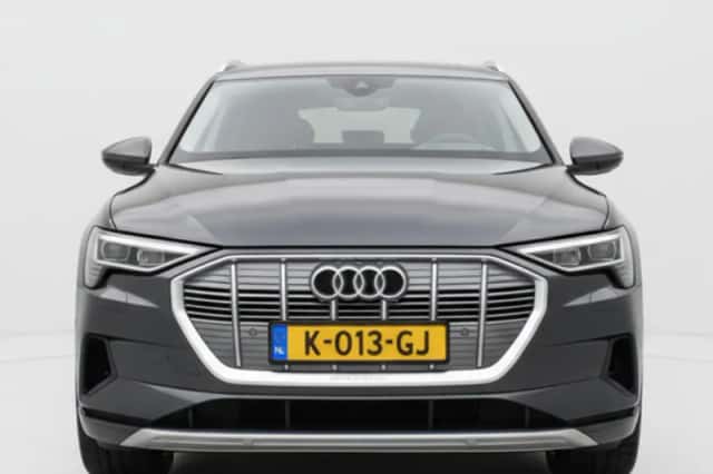 Audi e-tron (2020) thumbnail 5