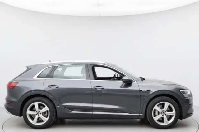 Audi e-tron (2020) thumbnail 6