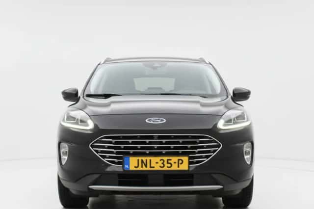 Ford Kuga (2021) thumbnail 5
