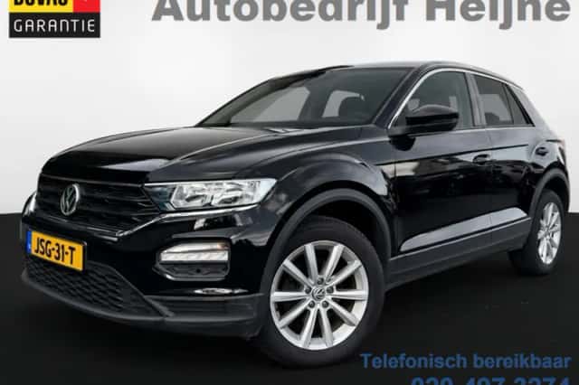Volkswagen T-Roc (2020) thumbnail 1
