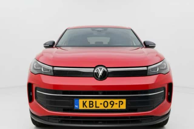 Volkswagen Tiguan (2025) thumbnail 4