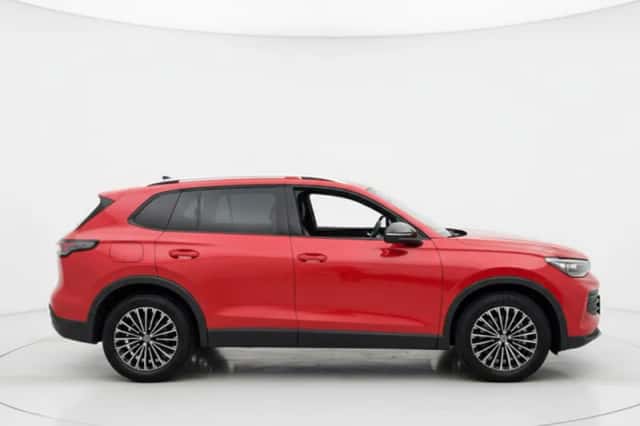Volkswagen Tiguan (2025) thumbnail 5