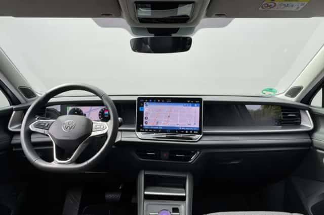 Volkswagen Tayron (2025) thumbnail 2