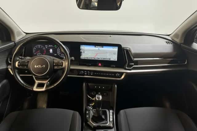 Kia Sportage (2022) thumbnail 2