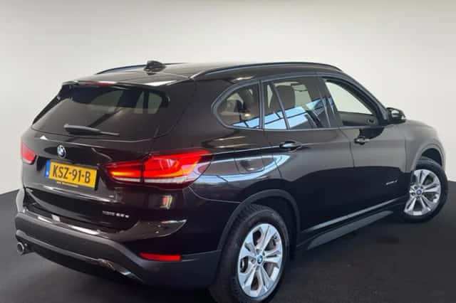 BMW X1 (2022) thumbnail 5