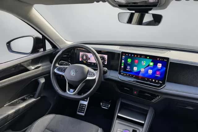 Volkswagen Tiguan (2025) thumbnail 2