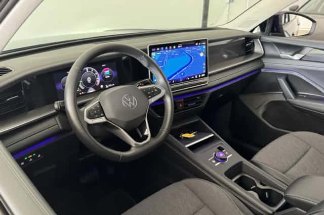 Volkswagen Tayron (2025) thumbnail 2