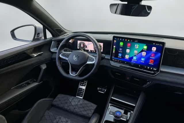 Volkswagen Tayron (2025) thumbnail 2