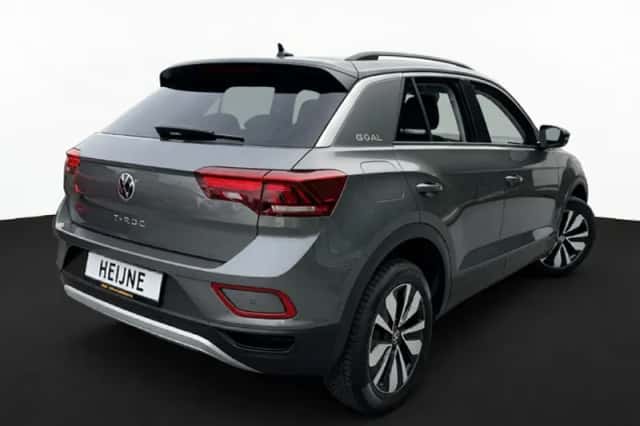 Volkswagen T-Roc (2025) thumbnail 3