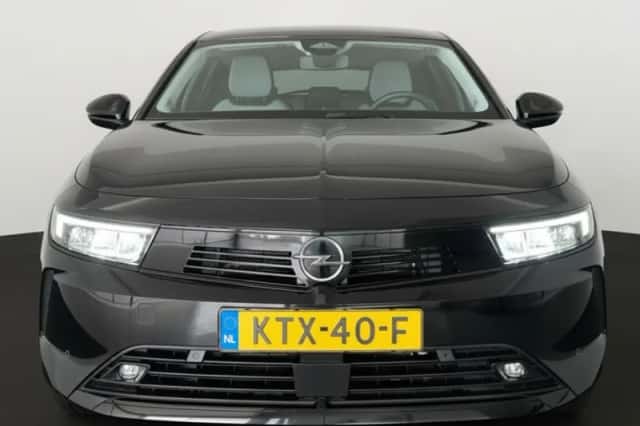 Opel Astra Sports Tourer (2023) thumbnail 2